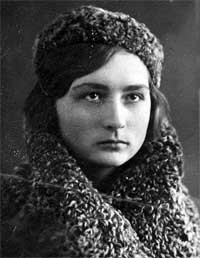 1938 год. Евгении 17 лет.