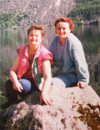 1988 год. Ирина Константиновна с дочерью Александрой в Норвегии