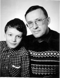 1993 год. Юлий Иванович с сыном Иваном